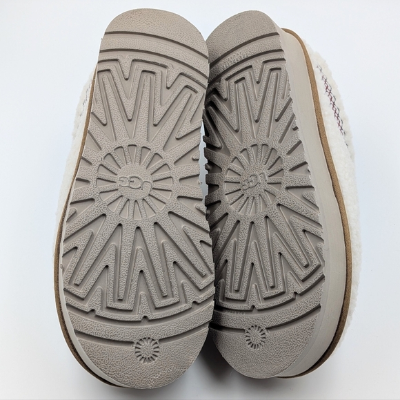 UGG Inspired Tazz Slippers Natural 8 - Picture 3 of 4